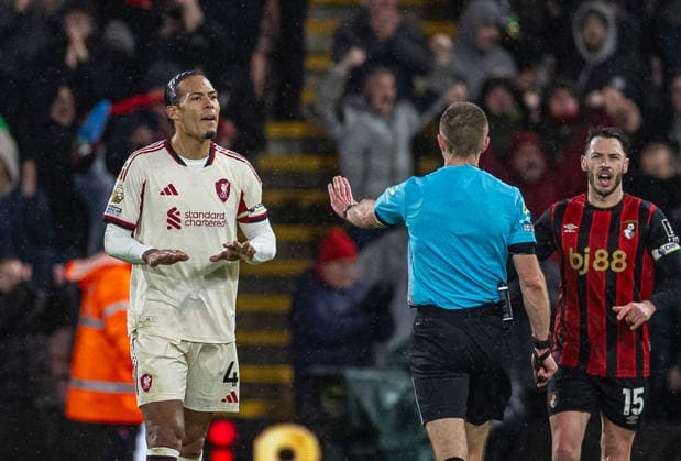 (260125) -- BOURNEMOUTH, Jan. 25, 2026 () -- Liverpool s captain Virgil van Dijk (L) speaks to the referee after Bournemouth score the winning goal in the 95th minute during the English Premier League match between Bournemouth and Liverpool in Bournemouth, Britain, on Jan. 24, 2026. () FOR EDITORIAL USE ONLY. NOT FOR SALE FOR MARKETING OR ADVERTISING CAMPAIGNS. NO USE WITH UNAUTHORIZED AUDIO, VIDEO, DATA, FIXTURE LISTS, CLUB LEAGUE LOGOS OR LIVE SERVICES. ONLINE IN-MATCH USE LIMITED TO 45 IMAGES, NO VIDEO EMULATION. NO USE IN BETTING, GAMES OR SINGLE CLUB LEAGUE PLAYER PUBLICATIONS. (SP)BRITAIN-BOURNEMOUTH-FOOTBALL-PREMIER LEAGUE-BOURNEMOUT VS LIVERPOOL Xinhua 
