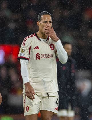 (260125) -- BOURNEMOUTH, Jan. 25, 2026 () -- Liverpool s captain Virgil van Dijk looks dejected after Bournemouth score the winning goal in the 95th minute during the English Premier League match between Bournemouth and Liverpool in Bournemouth, Britain, on Jan. 24, 2026. () FOR EDITORIAL USE ONLY. NOT FOR SALE FOR MARKETING OR ADVERTISING CAMPAIGNS. NO USE WITH UNAUTHORIZED AUDIO, VIDEO, DATA, FIXTURE LISTS, CLUB LEAGUE LOGOS OR LIVE SERVICES. ONLINE IN-MATCH USE LIMITED TO 45 IMAGES, NO VIDEO EMULATION. NO USE IN BETTING, GAMES OR SINGLE CLUB LEAGUE PLAYER PUBLICATIONS. (SP)BRITAIN-BOURNEMOUTH-FOOTBALL-PREMIER LEAGUE-BOURNEMOUT VS LIVERPOOL Xinhua 