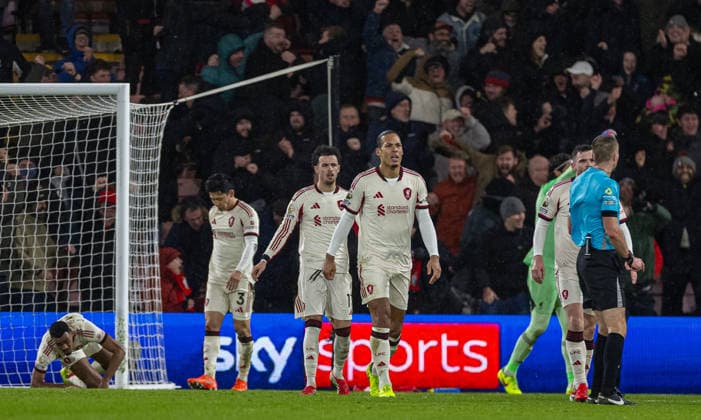 (260125) -- BOURNEMOUTH, Jan. 25, 2026 () -- Liverpool s players react after Bournemouth scores the winning goal in the 95th minute during the English Premier League match between Bournemouth and Liverpool in Bournemouth, Britain, on Jan. 24, 2026. () FOR EDITORIAL USE ONLY. NOT FOR SALE FOR MARKETING OR ADVERTISING CAMPAIGNS. NO USE WITH UNAUTHORIZED AUDIO, VIDEO, DATA, FIXTURE LISTS, CLUB LEAGUE LOGOS OR LIVE SERVICES. ONLINE IN-MATCH USE LIMITED TO 45 IMAGES, NO VIDEO EMULATION. NO USE IN BETTING, GAMES OR SINGLE CLUB LEAGUE PLAYER PUBLICATIONS. (SP)BRITAIN-BOURNEMOUTH-FOOTBALL-PREMIER LEAGUE-BOURNEMOUT VS LIVERPOOL Xinhua 