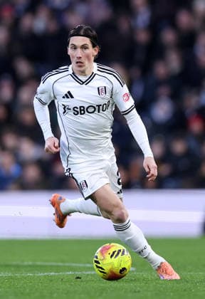 London, England, 24th January 2026. Harry Wilson of Fulham during the Fulham vs Brighton and Hove Albion Premier League match at Craven Cottage, London. Picture credit should read: David Klein Sportimage EDITORIAL USE ONLY. No use with unauthorised audio, video, data, fixture lists, club league logos or live services. Online in-match use limited to 120 images, no video emulation. No use in betting, games or single club league player publications. SPI_087_DK_FULHAM_BRIGHTON SPI-4482-0079