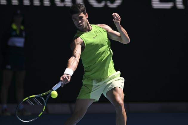 Australian Open 2026 MELBOURNE, AUSTRALIA - JANUARY 25: Carlos Alcaraz (ESP) in action against Tommy Paul (USA) (not seen) during round 4 at the Australian Open grand slam tennis tournament at Melbourne Park in Melbourne, Australia on January 25, 2026 Mark Avellino Anadolu Melbourne Australia. Editorial use only. Please get in touch for any other usage.  Copyright: x2026xAnadoluxMarkxAvellinox