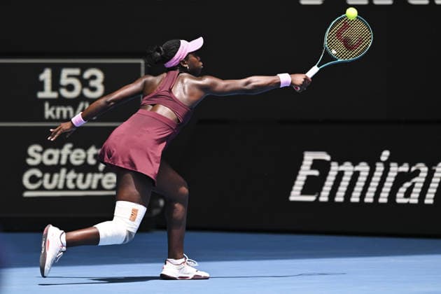 Australian Open 2026 MELBOURNE, AUSTRALIA - JANUARY 24: Victoria Mboko (CAN) in action against Aryna Sabalenka (not seen) during round 4 at the Australian Open grand slam tennis tournament at Melbourne Park in Melbourne, Australia on January 25, 2026 Mark Avellino Anadolu Melbourne Australia. Editorial use only. Please get in touch for any other usage.  Copyright: x2026xAnadoluxMarkxAvellinox