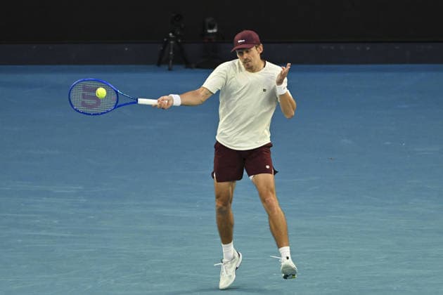Australian Open 2026 MELBOURNE, AUSTRALIA - JANUARY 25: Alex de Minaur (AUS) in action against Alexander Bublik (KAZ) (not seen) in round 4 at the Australian Open grand slam tennis tournament at Melbourne Park in Melbourne, Australia on January 25, 2026 Mark Avellino Anadolu Melbourne Australia. Editorial use only. Please get in touch for any other usage.  Copyright: x2026xAnadoluxMarkxAvellinox