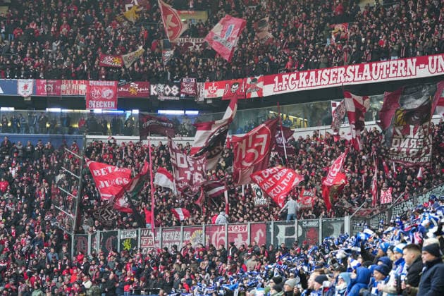 Deutschland: Fussball 2. Bundesliga, Saison 2025 26, 19. Spieltag - FC Schalke 04 vs 1. FC Kaiserslautern, 25.01.2026, Veltins Arena (Gelsenkirchen, Nordrhein-Westfalen) Fans 1. FC Kaiserslautern