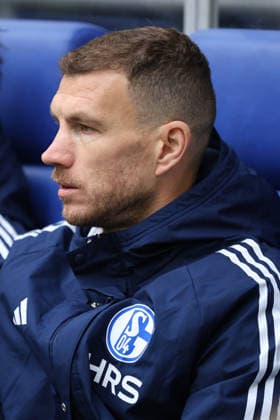 Edin Dzeko (FC Schalke 04) beim Spiel der 2. Bundesliga (Saison 2025 26) FC Schalke 04 - 1. FC Kaiserslautern - Copyright: Thomas Pakusch