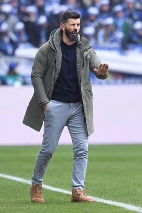 Fußball 2. Bundesliga 19. Spieltag FC Schalke 04 - 1. FC Kaiserslautern am 25.01.2026 in der Veltins Arena in Gelsenkirchen Miron Muslic ( Trainer Cheftrainer Schalke ) DFL regulations prohibit any use of photographs as image sequences and or quasi-video.