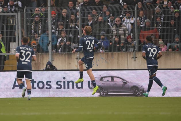 25.01.2026, Fussball, Herren, 2. Bundesliga, Saison 2025 2026, SV 07 Elversberg - VfL Bochum 1848, Torjubel zum 0:1, Torschütze: Mats Pannewig (VfL Bochum 1848) Elversberg Ursapharm-Arena an der Kaiserlinde Saarland Deutschland (DEU)