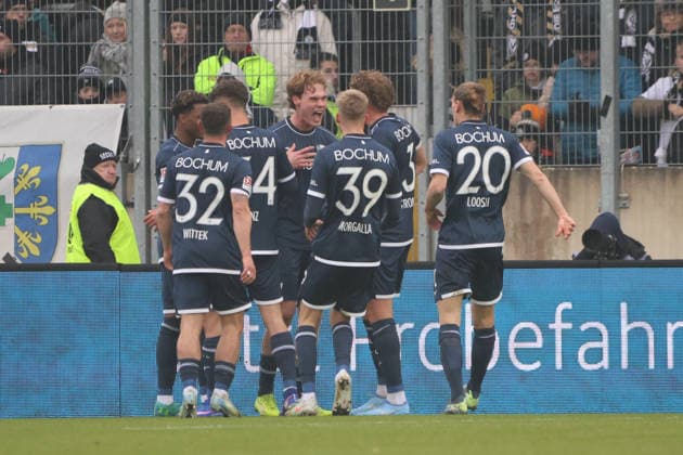 25.01.2026, Fussball, Herren, 2. Bundesliga, Saison 2025 2026, SV 07 Elversberg - VfL Bochum 1848, Torjubel zum 0:1, Torschütze: Mats Pannewig (VfL Bochum 1848) Elversberg Ursapharm-Arena an der Kaiserlinde Saarland Deutschland (DEU)
