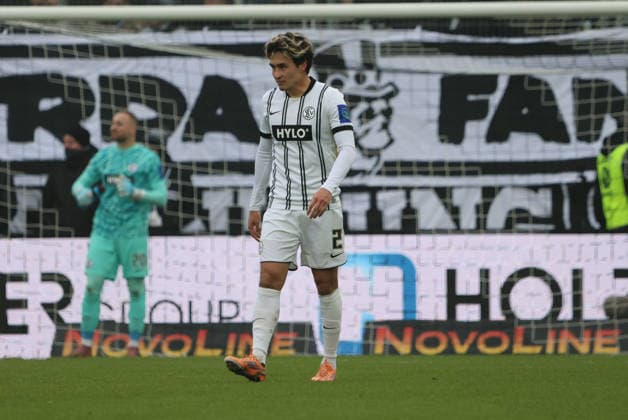 25.01.2026, Fussball, Herren, 2. Bundesliga, Saison 2025 2026, SV 07 Elversberg - VfL Bochum 1848, Nicholas Mickelson (SV 07 Elversberg) enttäuscht Elversberg Ursapharm-Arena an der Kaiserlinde Saarland Deutschland (DEU)
