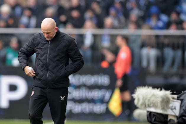 Cheftrainer Torsten Lieberknecht (1.FC Kaiserslautern) beim Spiel der 2. Bundesliga (Saison 2025 26) FC Schalke 04 - 1. FC Kaiserslautern - Copyright: Thomas Pakusch