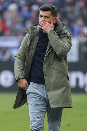 2. Bundesliga - FC Schalke 04 - 1. FC Kaiserslautern am 25.01.2026 in der Veltins-Arena auf Schalke Trainer Miron Muslic (Schalke) unzufrieden, enttäuscht, enttaeuscht, niedergeschlagen