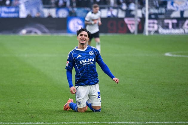 25.01.2026, Fussball, 2. Bundesliga, Saison 2025 2026, 19. Spieltag, FC Schalke 04 - 1. FC Kaiserslautern, Soufiane El-Faouzi (FC Schalke 04) xRHR-FOTO YYx
