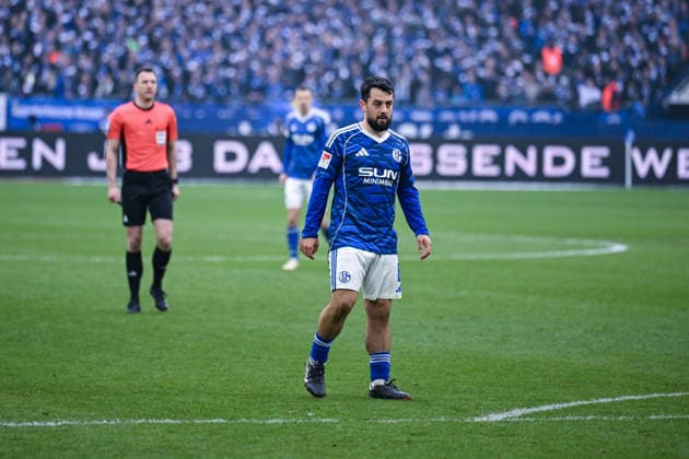 25.01.2026, Fussball, 2. Bundesliga, Saison 2025 2026, 19. Spieltag, FC Schalke 04 - 1. FC Kaiserslautern, Amin Younes (FC Schalke 04) xRHR-FOTO YYx