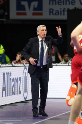 Svetislav Pesic (FC Bayern Basketball, Chef-Trainer) gestikuliert, GER, FC Bayern Basketball vs. Fitness First Wuerzburg Baskets, Basketball, easycredit Basketball Bundesliga, 17. Spieltag, Saison 2025 2026, 25.01.2026, GER, FC Bayern Basketball vs. Fitness First Wuerzburg Baskets, Basketball, easycredit Basketball Bundesliga, 17. Spieltag, Saison 2025 2026, 25.01.2026 Muenchen Copyright: xEibner-Pressefoto JennixMaulx EP_JML
