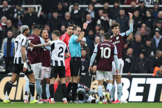 Newcastle Upon Tyne, England, 25th January 2026. Amadou Onana of Aston Villa goes down injured after an incident off the ball with Joelinton of Newcastle United during the Newcastle United vs Aston Villa Premier League match at St. James Park, Newcastle Upon Tyne. Picture credit should read: Nigel Roddis Sportimage EDITORIAL USE ONLY. No use with unauthorised audio, video, data, fixture lists, club league logos or live services. Online in-match use limited to 120 images, no video emulation. No use in betting, games or single club league player publications. SPI_026_NR_NEW_vs_AVL SPI-4479-0026