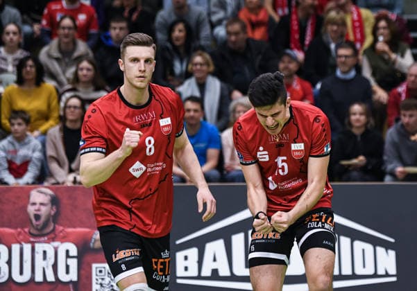 Volleyball 2. Bundesliga Saison 2025 2026 TV Rottenburg - TSV Muehldorf 24.01.2026 JUBEL TV Rottenburg; Niklas Lichtenauer (li, TV Rottenburg) und Philipp Friedrich (re, TV Rottenburg)