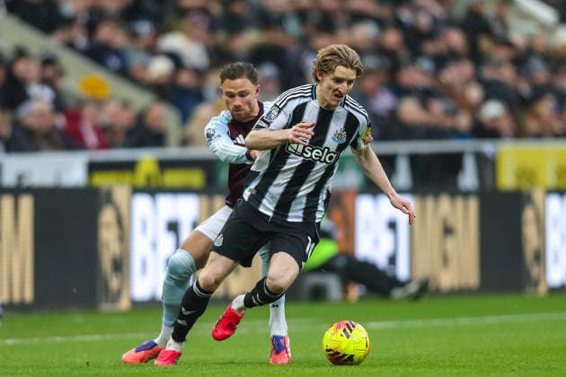 Newcastle United v Aston Villa, Premier League Anthony Gordon Of Newcastle United in action during the Newcastle United v Aston Villa Premier League match at St. James Park, Newcastle Upon Tyne, England on 25 January 2026 Credit: Lee Keuneke Every Second Media Editorial use only. All images are copyright Every Second Media Limited. No images may be reproduced without prior permission. All rights reserved. Premier League and Football League images are subject to licensing agreements with Football DataCo Limited. see https: www.football-dataco.com Copyright: xIMAGO EveryxSecondxMediax ESM-1773-0053 LeexKeunekex xEveryxSecondxMediax