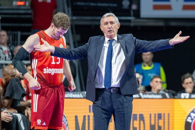 Chefcoach Svetislav Persic (FC Bayern Basketball), FC Bayern Basketball vs. Fitness First Wuerzburg Baskets, BBL, Hauptrunde, 25.01.2026 Muenchen Bayern Deutschland