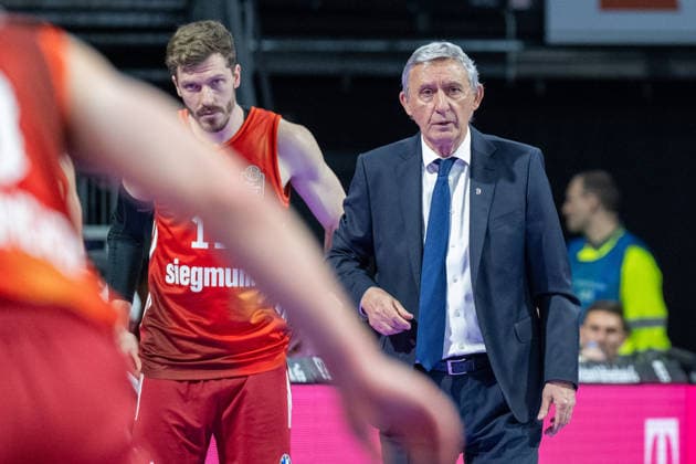 Chefcoach Svetislav Persic (FC Bayern Basketball), FC Bayern Basketball vs. Fitness First Wuerzburg Baskets, BBL, Hauptrunde, 25.01.2026 Muenchen Bayern Deutschland