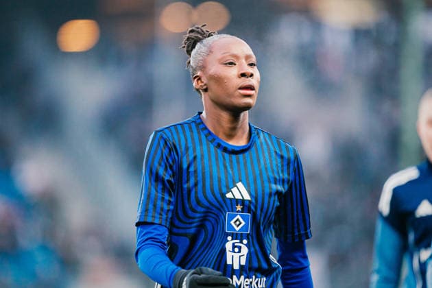Google Pixel Frauen-Bundesliga: Hamburger SV vs. SGS Essen, 25.01.2026 Magou Doucouré (Hamburger SV, 2); Fußball, Google Pixel Frauen-Bundesliga, 15. Spieltag: Hamburger SV vs. SGS Essen am 25.01.2026 im Volksparkstadion, Hamburg DFB REGULATIONS PROHIBIT ANY USE OF PHOTOGRAPHS AS IMAGE SEQUENCES AND OR QUASI-VIDEO. Copyright: xBEAUTIFULxSPORTS Tonhäuserx