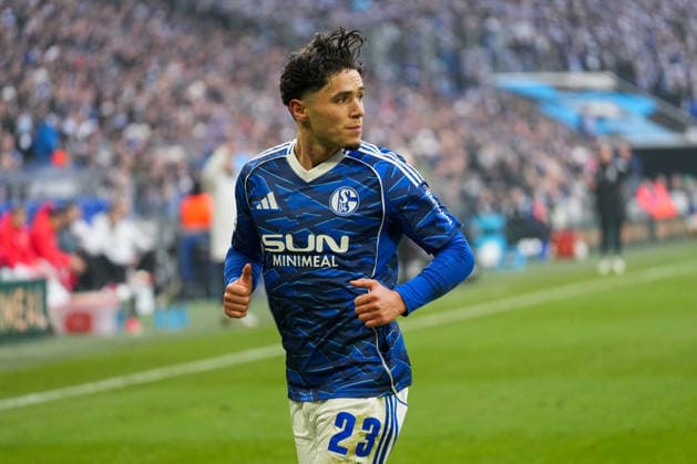 Deutschland: Fussball 2. Bundesliga, Saison 2025 26, 19. Spieltag - FC Schalke 04 vs 1. FC Kaiserslautern, 25.01.2026, Veltins Arena (Gelsenkirchen, Nordrhein-Westfalen) Soufiane El-Faouzi (FC Schalke 04, 23)