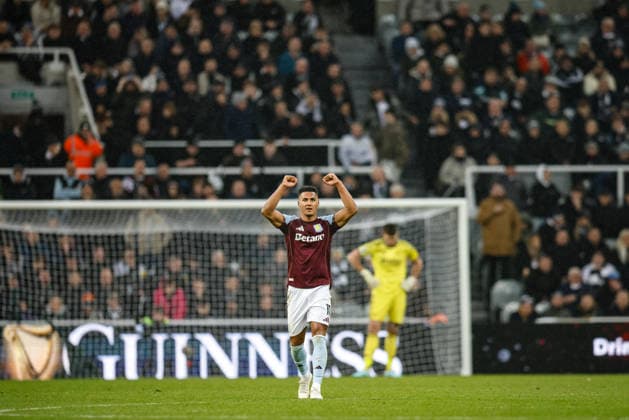 Newcastle United v Aston Villa, Premier League Ollie Watkins of Aston Villa celebrates scoring his sides second goal of the match 0-2 during the Premier League match between Newcastle United and Aston Villa at St. James s Park, Newcastle, UK on 25 January 2026. Newcastle St. James s Park Tyne and Wear UK Editorial use only DataCo restrictions apply See www.football-dataco.com , Copyright: xCraigxCowanx PSI-23611-0085