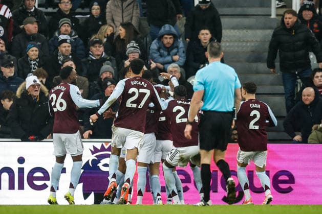 Newcastle United v Aston Villa, Premier League Ollie Watkins of Aston Villa celebrates with his team after scoring the second goal 0-2 during the Premier League match between Newcastle United and Aston Villa at St. James s Park, Newcastle, UK on 25 January 2026. Newcastle St. James s Park Tyne and Wear UK Editorial use only DataCo restrictions apply See www.football-dataco.com , Copyright: xCraigxCowanx PSI-23611-0088