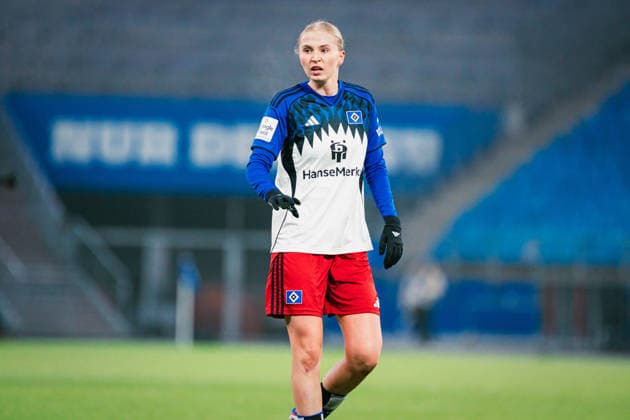 Google Pixel Frauen-Bundesliga: Hamburger SV vs. SGS Essen, 25.01.2026 Paulina Bartz (Hamburger SV, 37); Fußball, Google Pixel Frauen-Bundesliga, 15. Spieltag: Hamburger SV vs. SGS Essen am 25.01.2026 im Volksparkstadion, Hamburg DFB REGULATIONS PROHIBIT ANY USE OF PHOTOGRAPHS AS IMAGE SEQUENCES AND OR QUASI-VIDEO. Copyright: xBEAUTIFULxSPORTS Tonhäuserx