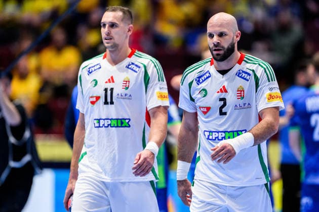 260125 Patrik Ligetvari och Adrian Sipos of Hungary look dejected after the EHF European Handball Championship main round match between Slovenia and Hungary on January 25, 2026 in Malmö. Photo: Petter Arvidson BILDBYRAN kod PA PA1137 handball handboll handball handbolls-em 2026 slovenien slovenia hungary ungern ehf european handball championship bbeng depp Copyright: PETTERxARVIDSON BB260125PA008