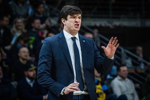 Basketball Berlin 25.01.2026 Saison 2025 2026 EasyCredit BBL 1. Bundesliga Männer, Herren Alba Berlin - BMA365 Bamberg Baskets Pedro Calles (Alba Berlin, Trainer)