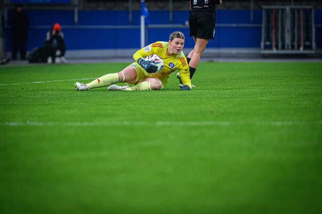 Fußball I Frauen I Saison 2025-2026 I Bundesliga I 15. Spieltag I Hamburger SV - SGS Essen I 25.01.2026 Lea Paulick (25, Hamburger SV) Hamburg Volksparkstadion Hamburg Deutschland Copyright: xLobecax xHenningxRohlfsx