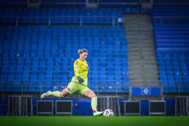 Fußball I Frauen I Saison 2025-2026 I Bundesliga I 15. Spieltag I Hamburger SV - SGS Essen I 25.01.2026 Lea Paulick (25, Hamburger SV) Hamburg Volksparkstadion Hamburg Deutschland Copyright: xLobecax xHenningxRohlfsx