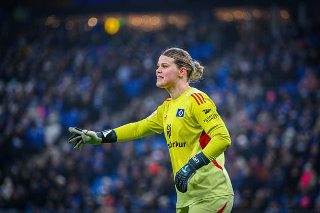 Fußball I Frauen I Saison 2025-2026 I Bundesliga I 15. Spieltag I Hamburger SV - SGS Essen I 25.01.2026 Lea Paulick (25, Hamburger SV) Hamburg Volksparkstadion Hamburg Deutschland Copyright: xLobecax xHenningxRohlfsx