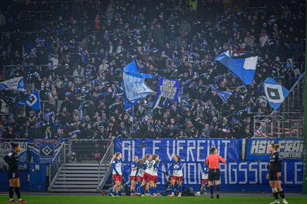 Fußball I Frauen I Saison 2025-2026 I Bundesliga I 15. Spieltag I Hamburger SV - SGS Essen I 25.01.2026 Sophie Hillebrand (22, Hamburger SV) Hamburg Volksparkstadion Hamburg Deutschland Copyright: xLobecax xHenningxRohlfsx