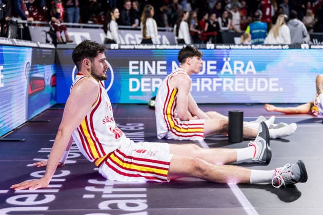 easyCredit Basketball Bundesliga, FC Bayern München - Fitness First Würzburg Baskets; 25.01.2026 Leo Saffer (Fitness First Würzburg Baskets, 3) nach dem Spiel easyCredit Basketball Bundesliga, FC Bayern München - Fitness First Würzburg Baskets; München, BMW Park am 25.01.2026 Copyright: xBEAUTIFULxSPORTS Wunderlx