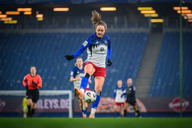 Fußball I Frauen I Saison 2025-2026 I Bundesliga I 15. Spieltag I Hamburger SV - SGS Essen I 25.01.2026 Camilla Lindberg (47, Hamburger SV) Hamburg Volksparkstadion Hamburg Deutschland Copyright: xLobecax xHenningxRohlfsx