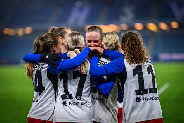 Fußball I Frauen I Saison 2025-2026 I Bundesliga I 15. Spieltag I Hamburger SV - SGS Essen I 25.01.2026 Tor durch Sophie Hillebrand (22, Hamburger SV) Hamburg Volksparkstadion Hamburg Deutschland Copyright: xLobecax xHenningxRohlfsx