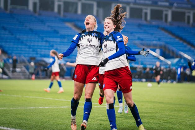 Google Pixel Frauen-Bundesliga: Hamburger SV vs. SGS Essen, 25.01.2026 JUBEL, TOR zum 2:1 durch Sophie Hillebrand (Hamburger SV, 22); Fußball, Google Pixel Frauen-Bundesliga, 15. Spieltag: Hamburger SV vs. SGS Essen am 25.01.2026 im Volksparkstadion, Hamburg DFB REGULATIONS PROHIBIT ANY USE OF PHOTOGRAPHS AS IMAGE SEQUENCES AND OR QUASI-VIDEO. Copyright: xBEAUTIFULxSPORTS Tonhäuserx