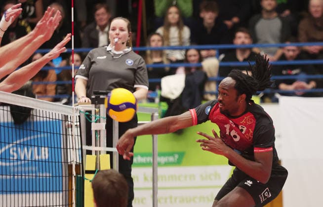 Ludwigsburg , 1. Bundesliga Volleyball Barock Volleys MTV Ludwigsburg vs. WWK Volleys Herrsching , Nyherowo Omene ( Barockvolleys )