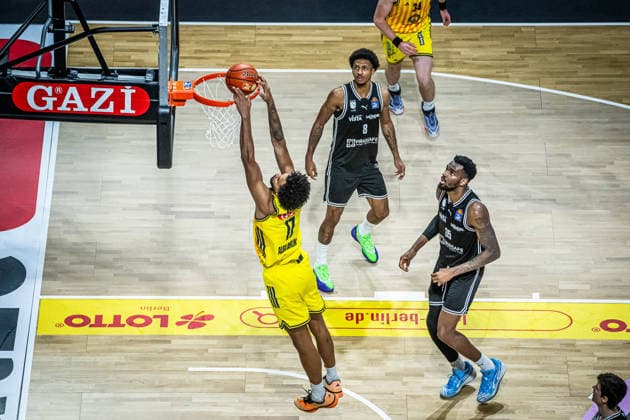 Basketball Berlin 25.01.2026 Saison 2025 2026 EasyCredit BBL 1. Bundesliga Männer, Herren Alba Berlin - BMA365 Bamberg Baskets Norris Agbakoko (Alba Berlin, No.17)
