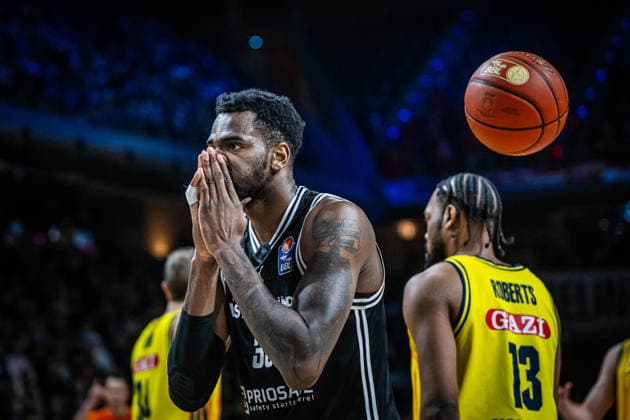 Basketball Berlin 25.01.2026 Saison 2025 2026 EasyCredit BBL 1. Bundesliga Männer, Herren Alba Berlin - BMA365 Bamberg Baskets Ejiofor Onu (Bamberg, No.35)