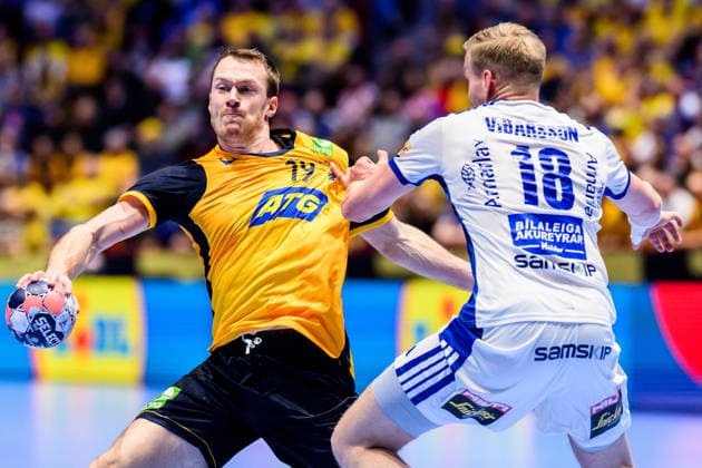 260125 Felix Claar of Sweden and Ellidi Vidarsson of Iceland during the EHF European Handball Championship main round match between Iceland and Sweden on January 25, 2026 in Malmö. Photo: Petter Arvidson BILDBYRAN kod PA PA1138 handball handboll handball handbolls-em 2026 island iceland sverige sweden ehf european handball championship bbeng Copyright: PETTERxARVIDSON BB260125PA054