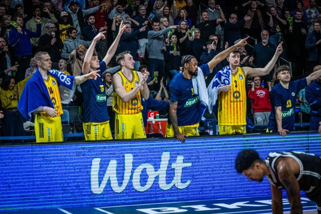 Basketball Berlin 25.01.2026 Saison 2025 2026 EasyCredit BBL 1. Bundesliga Männer, Herren Alba Berlin - BMA365 Bamberg Baskets Jubel Alba