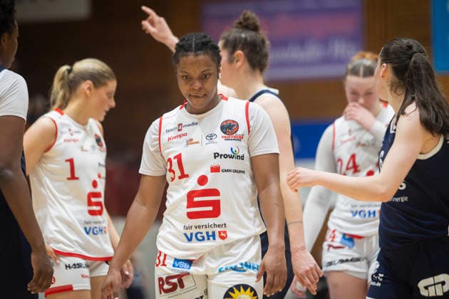 31 Oceane Noemie Monpierre - GiroLive Panthers Osnabrück 59:55 SYNTAINICS MBC - 1. DBBL 16. Spieltag 1DBBL Panthers gegen SYNTAINICS