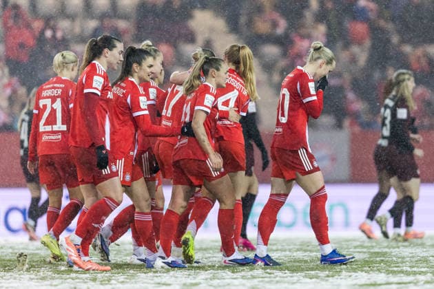 GOOGLE PIXEL Frauen Bundesliga: FC Bayern München - RB Leipzig; 25.01.2026 Jubel zum 2:0 durch Franziska Kett (FC Bayern München, 20) GOOGLE PIXEL Frauen Bundesliga, FC Bayern München - RB Leipzig, München, FC Bayern Campus am 25.01.2026 DFB REGULATIONS PROHIBIT ANY USE OF PHOTOGRAPHS AS IMAGE SEQUENCES AND OR QUASI-VIDEO. Copyright: xBEAUTIFULxSPORTS Wunderlx