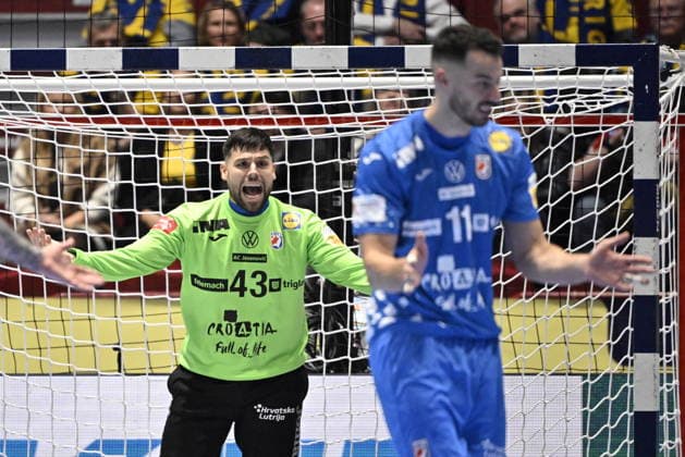 MALMÖ, SWEDEN 20260125 Croatia s goalkeeper Dino Slavic in action during the 2026 EHF European Men s Handball Championship (the EHF Euro 2026) intermediate round match between Switzerland and Croatia at the Malmö Arena, in Malmö, Sweden, on January 25, 2026. MALMÖ SWEDEN x50090x