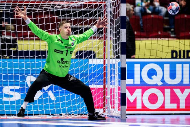 260125 Goalkeeper Dominik Kuzmanovic of Croatia during the EHF European Handball Championship main round match between Switzerland and Croatia on January 25, 2026 in Malmö. Photo: Petter Arvidson BILDBYRAN kod PA PA1139 handball handboll handball handbolls-em 2026 schweiz croatia ehf european handball championship switzerland kroatien bbeng grappa33 *** 260125 Goalkeeper Dominik Kuzmanovic of Croatia during the EHF European Handball Championship main round match between Switzerland and Croatia on January 25, 2026 in Malmö Photo Petter Arvidson BILDBYRAN kod PA PA1139 handball handball handball handballs em 2026 schweiz croatia ehf european handball championship switzerland kroatien bbeng grappa33  Copyright: PETTERxARVIDSON BB260125PA254
