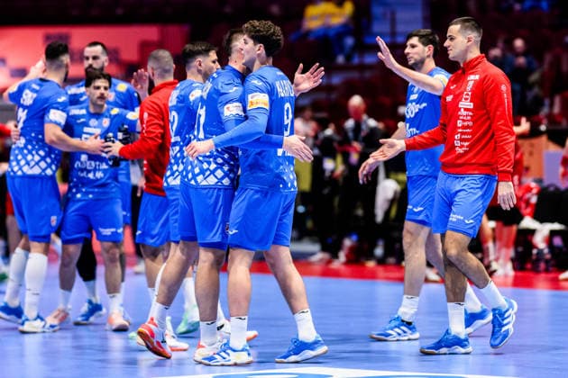260125 Zvonimir Srna and Luka Lovre Klarica of Croatia celebrate after the EHF European Handball Championship main round match between Switzerland and Croatia on January 25, 2026 in Malmö. Photo: Petter Arvidson BILDBYRAN kod PA PA1139 handball handboll handball handbolls-em 2026 schweiz croatia ehf european handball championship switzerland kroatien bbeng grappa33 jubel Copyright: PETTERxARVIDSON BB260125PA263