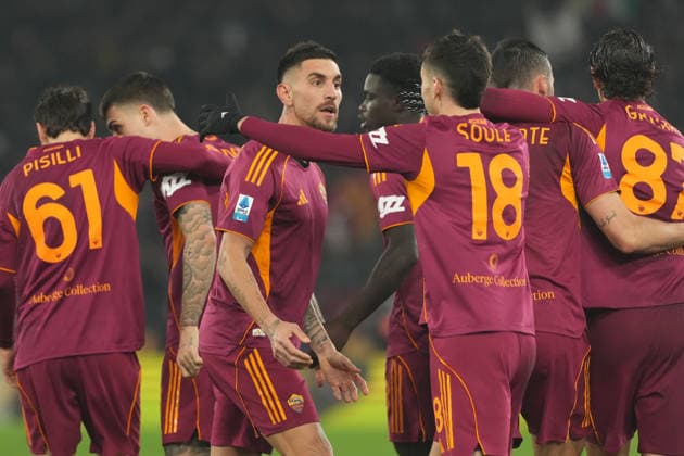 Lorenzo Pellegrini of AS Roma celebrates with Matias Soule of AS Roma after scoring on penalty the goal of 1-1 during the Serie A 2025 2026 football match between AS Roma and AC Milan at Stadio Olimpico in Rome (Italy), January 25, 2026. AntoniettaxBaldassarre