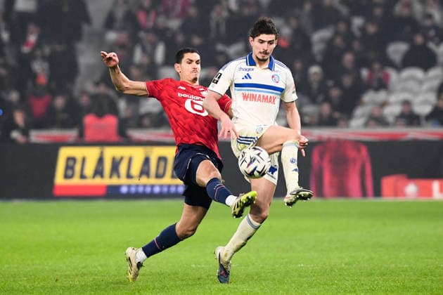 LOSC Lille v RC Strasbourg Alsace - Ligue 1 McDonald s 2025 2026 23 Aissa MANDI (losc) - 09 Joaquin PANICHELLI (rcsa) during the Ligue 1 McDonald s match between Lille and Strasbourg at Stade Pierre Mauroy on January 25, 2026 in Lille, France. Lille France  Copyright: xFEPx 776348262